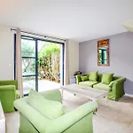2 Bedroom In Saint-laurent-de-la-ca
