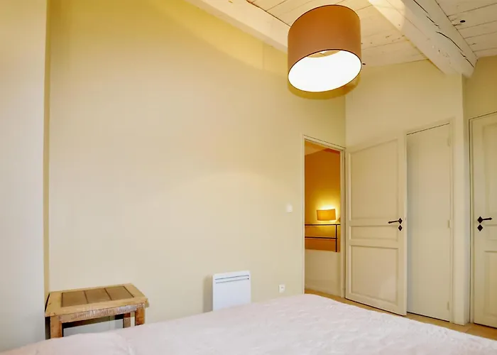 Casa de Férias 2 Bedroom Awesome In Saint-laurent-de-la-ca Saint-Laurent-de-la-Cabrerisse