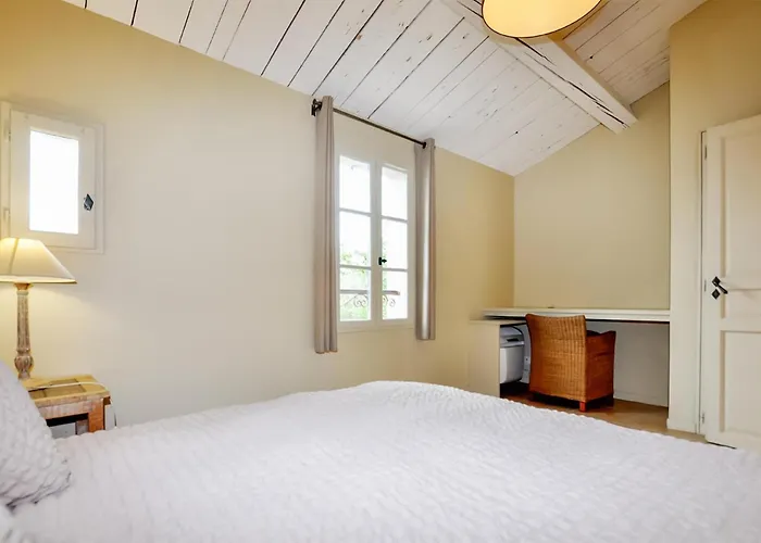 2 Bedroom Awesome In Saint-laurent-de-la-ca Saint-Laurent-de-la-Cabrerisse